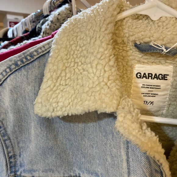 Garage Crop Denim Jacket with Shearling Lining - Size XS - Picture 3 of 6